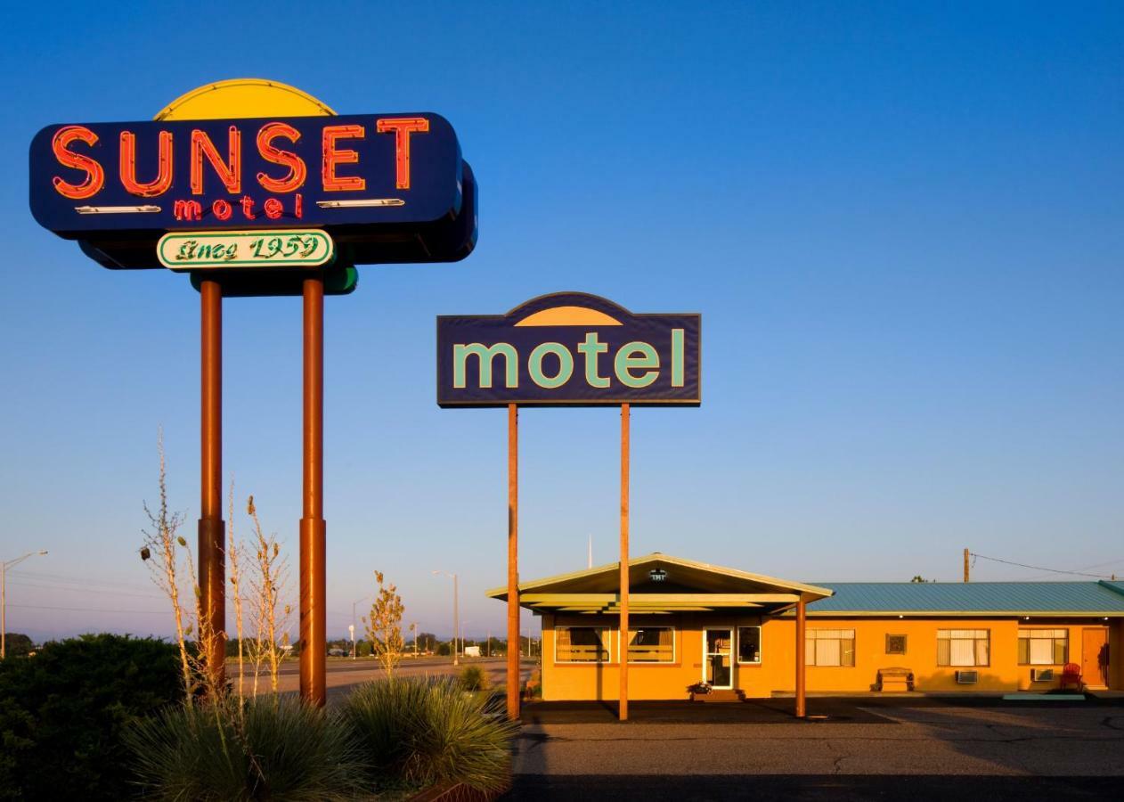 Sunset Motel Moriarty Ngoại thất bức ảnh