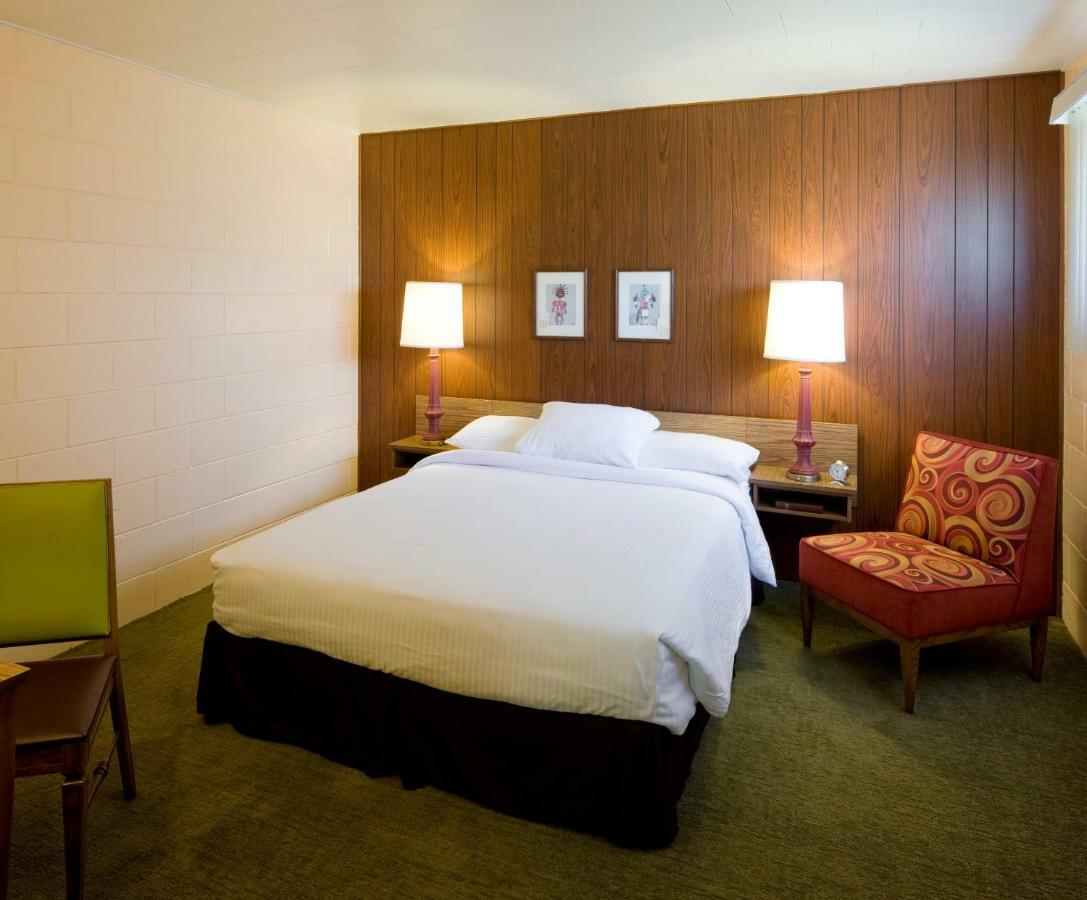 Sunset Motel Moriarty Ngoại thất bức ảnh